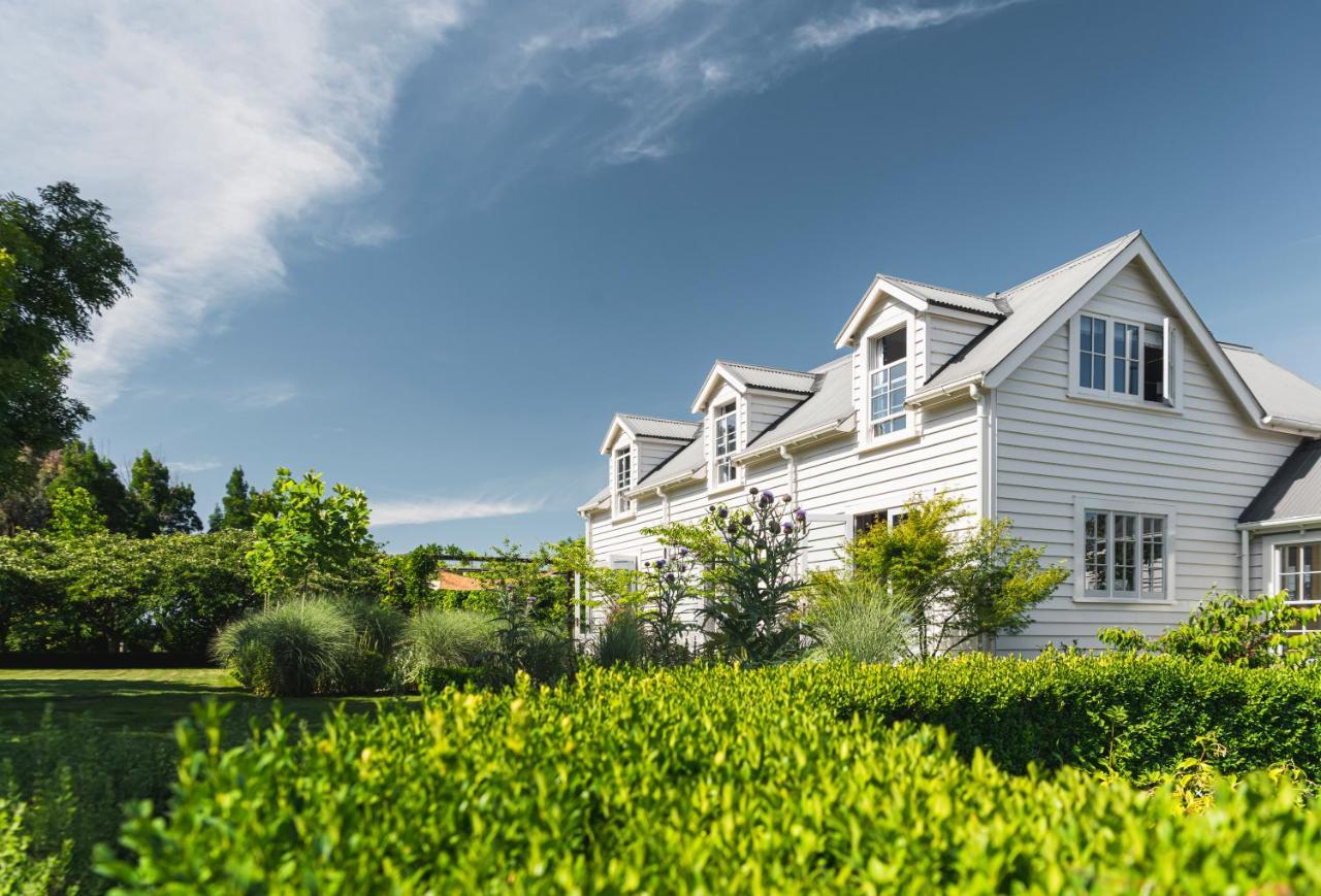 Ranginui Retreat Villa มาสเตอร์ตัน ภายนอก รูปภาพ