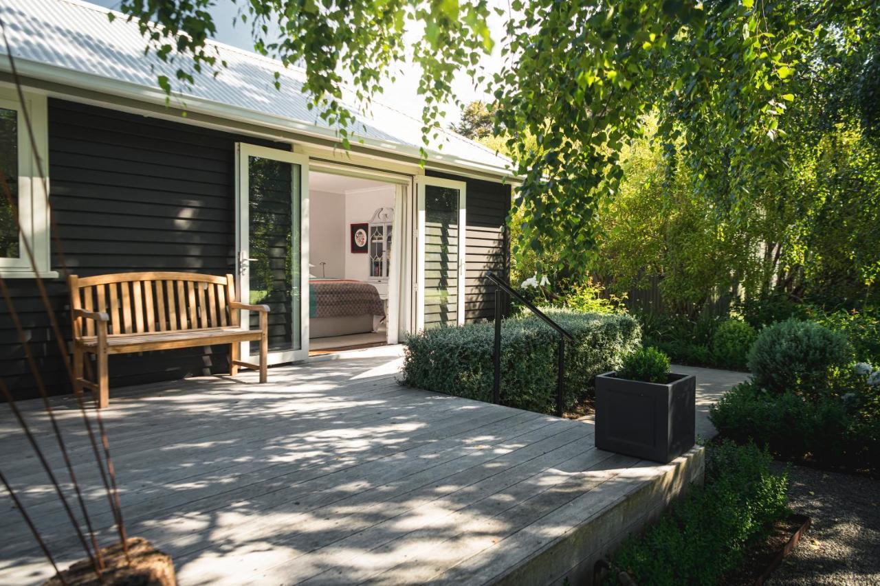 Ranginui Retreat Villa มาสเตอร์ตัน ภายนอก รูปภาพ